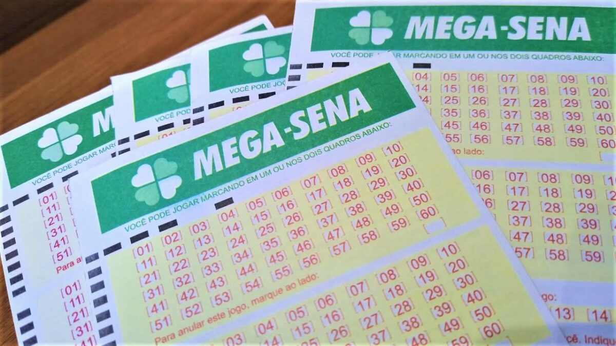 mega-semana - A imagem mostra volantes da Mega-Sena