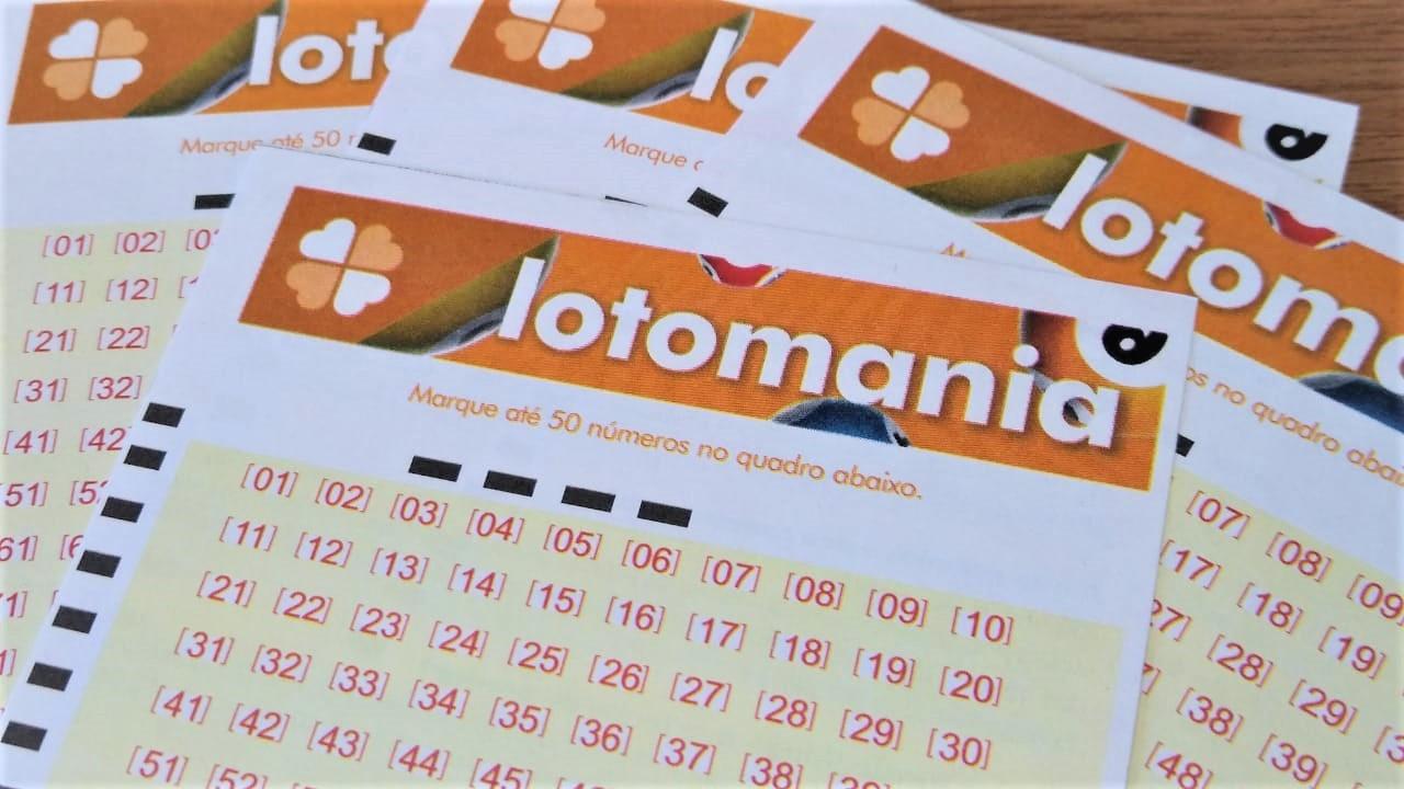 resultado da lotomania - A imagem mostra volantes da Lotomania 2146