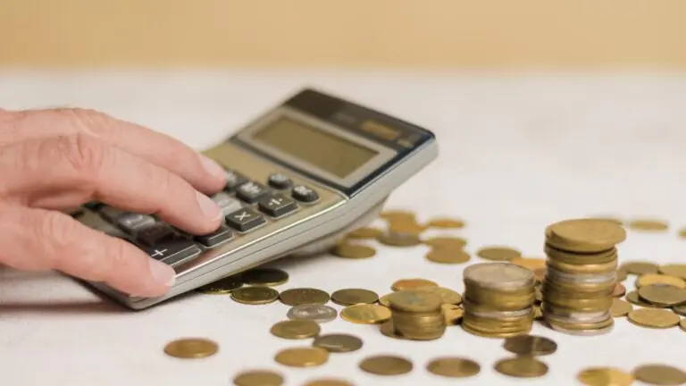 Veja a tabela de descontos do INSS em 2021 e saiba quanto pagar