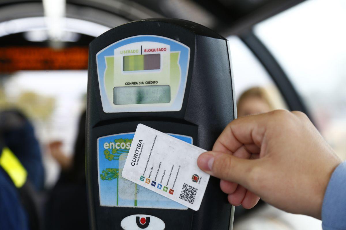 Vale-transporte em dinheiro