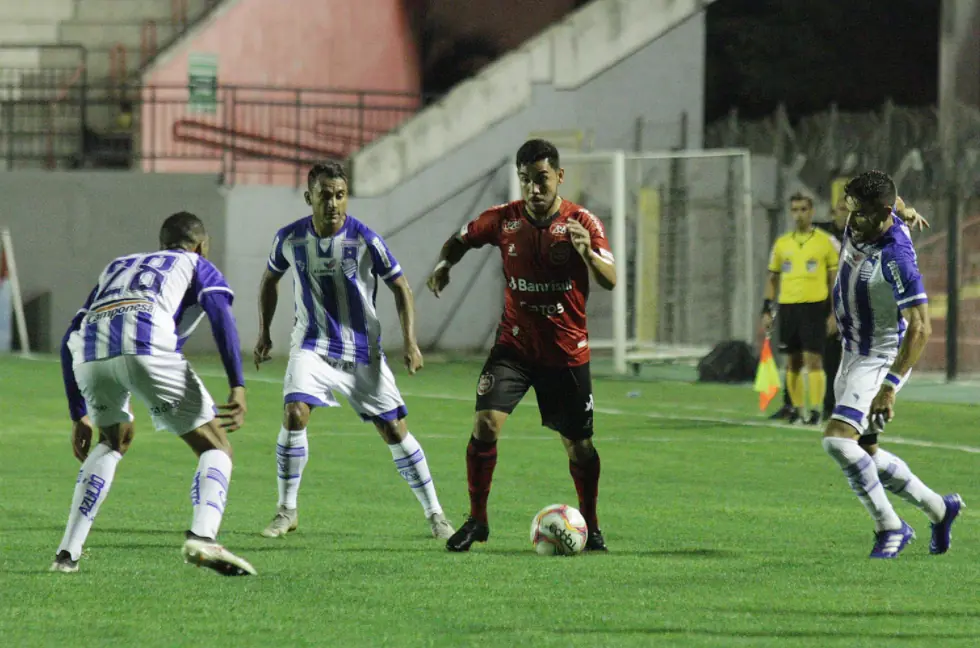 No primeiro turno, CSA e Brasil de ´Pelotas empatara em 1 a 1