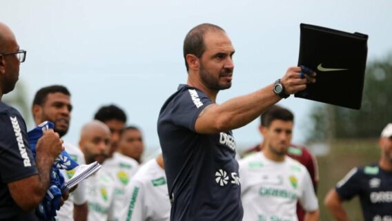 Jogos de hoje na TV: confira as partidas de futebol desta sexta (22)