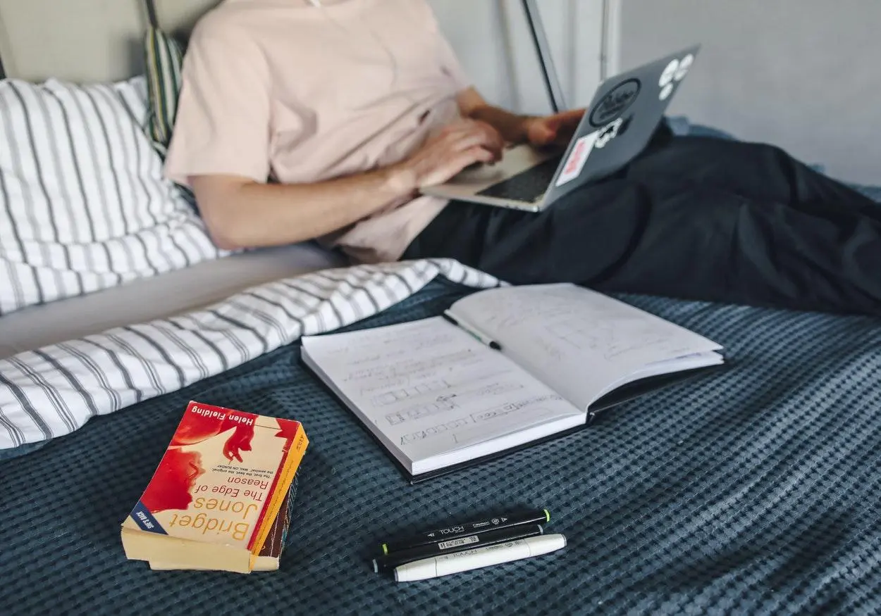 Cursos de astrologia online: descubra como desenvolver essa habilidade