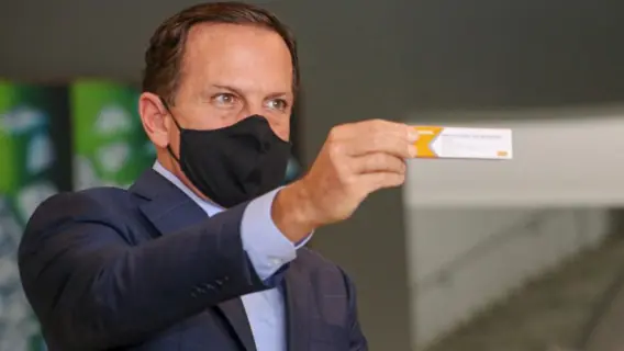 Coronavac no Brasil tem eficácia de 78%, aponta estudo