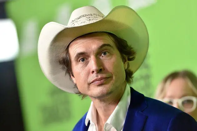 Imagem mostra Kimbal Musk em matéria sobre família de Elon Musk