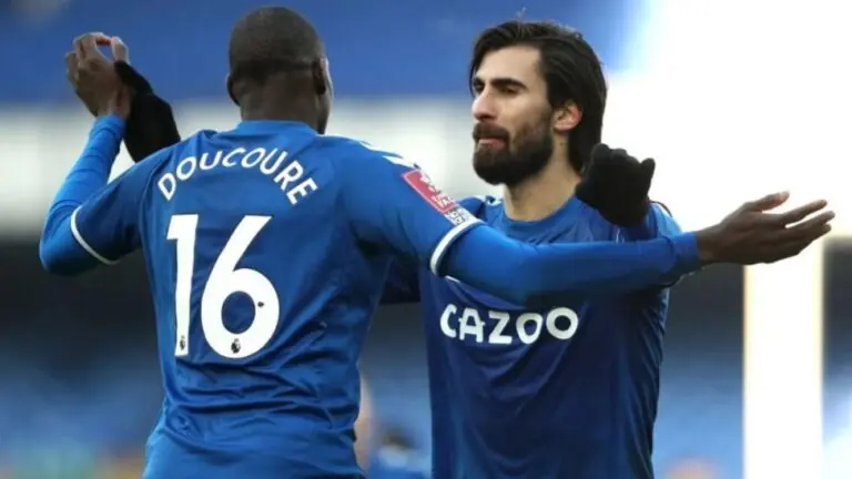 Everton x Sheffield Wednesday: onde assistir ao jogo de hoje (24/01)