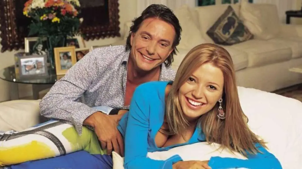 Na imagem Fábio Jr e Patrícia de Sabrit