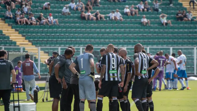 Figueirense x Brasil de Pelotas: onde assistir jogo da Série B (15/1)