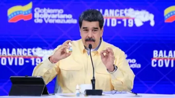 Maduro apresenta ‘gotas milagrosas’ contra covid; entenda como funciona