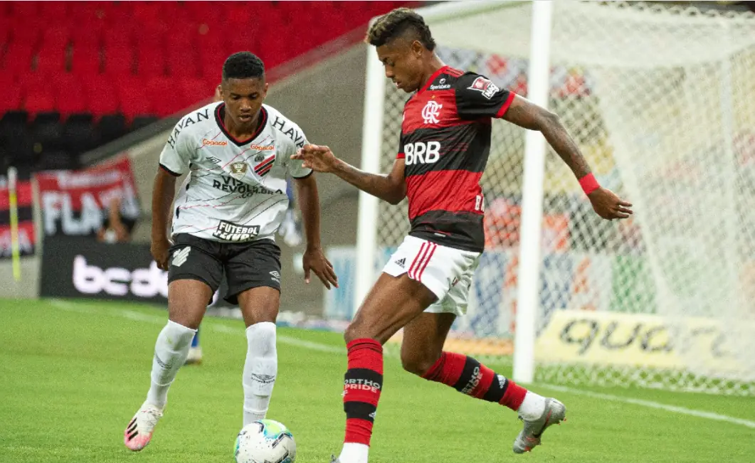 No primeiro turno, equipes empataram em 1 a 1, no Maracanã