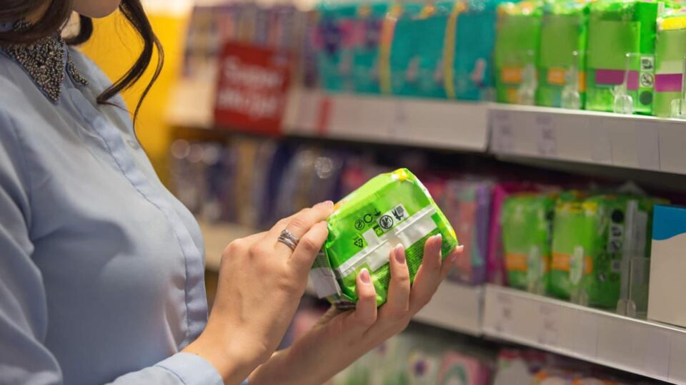 impostos sobre produtos de higiene feminina.