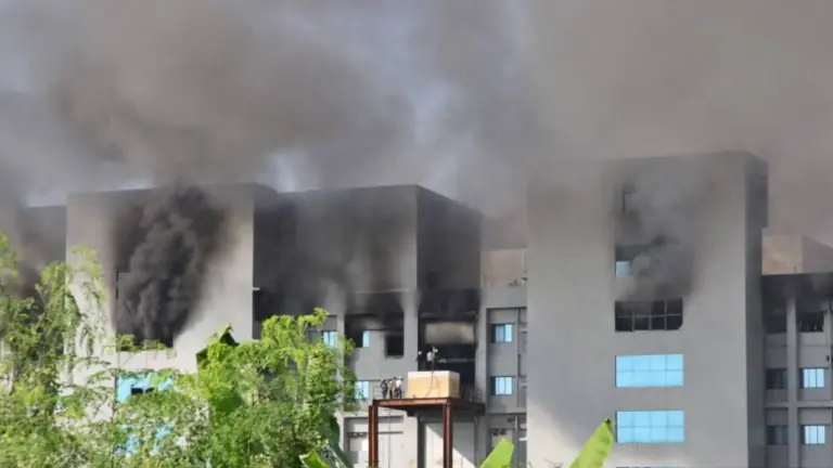 Incêndio na Índia: o que sabemos até agora sobre o acidente