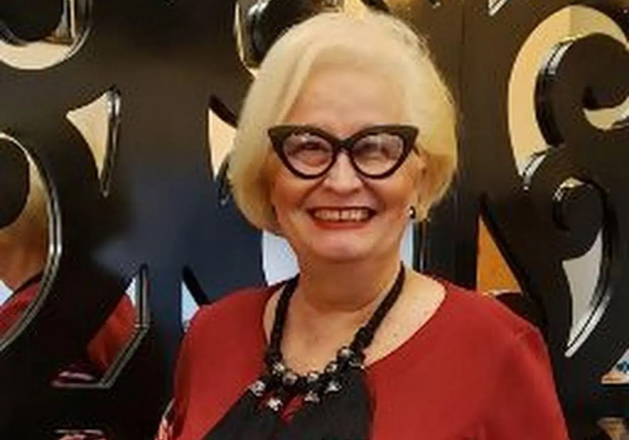 Veja as influenciadoras digitais da terceira idade mais carismáticas