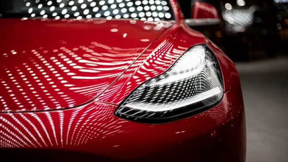 Tesla lucra com Bitcoins mais do que com a venda de veículos