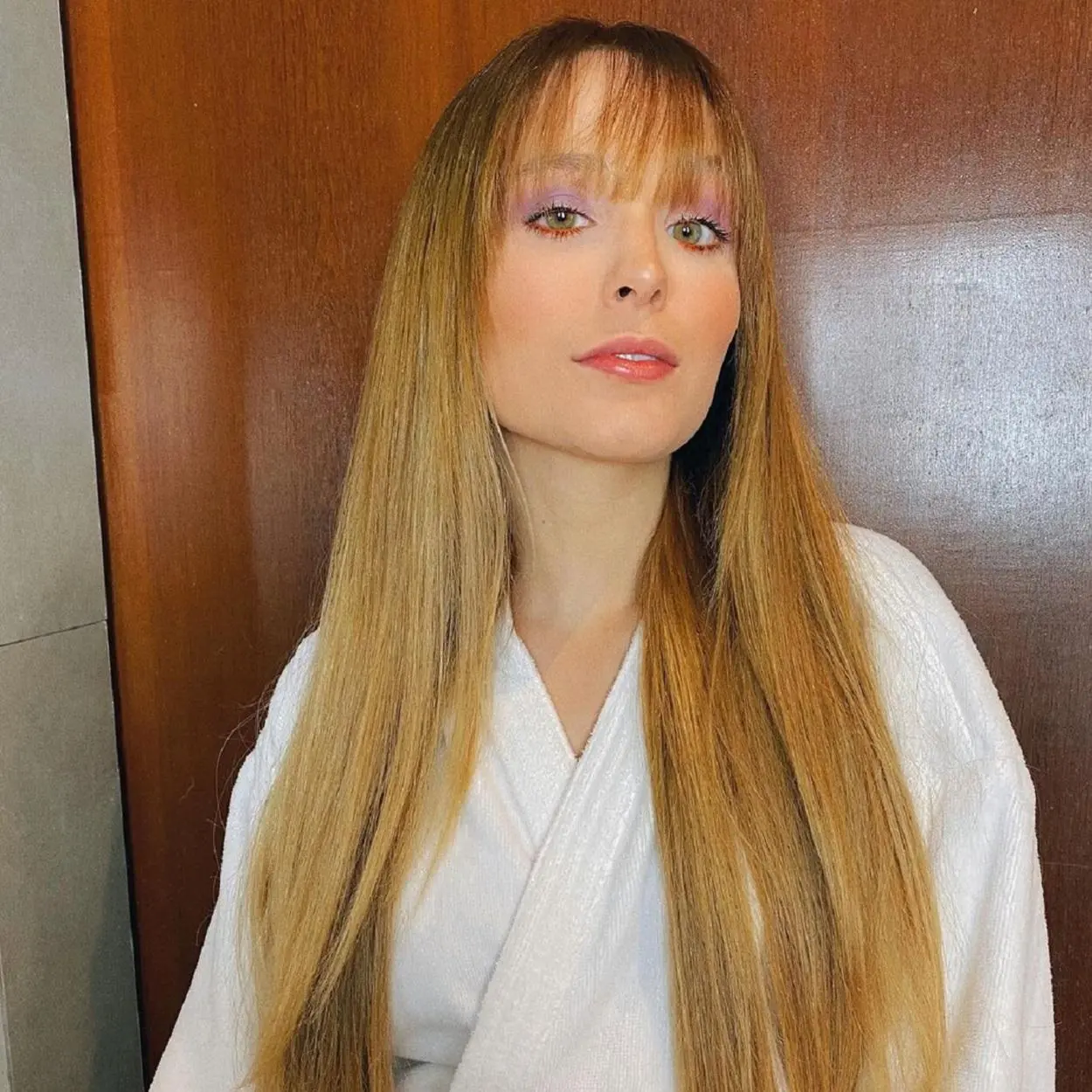 Larissa Manoela cabelo loiro