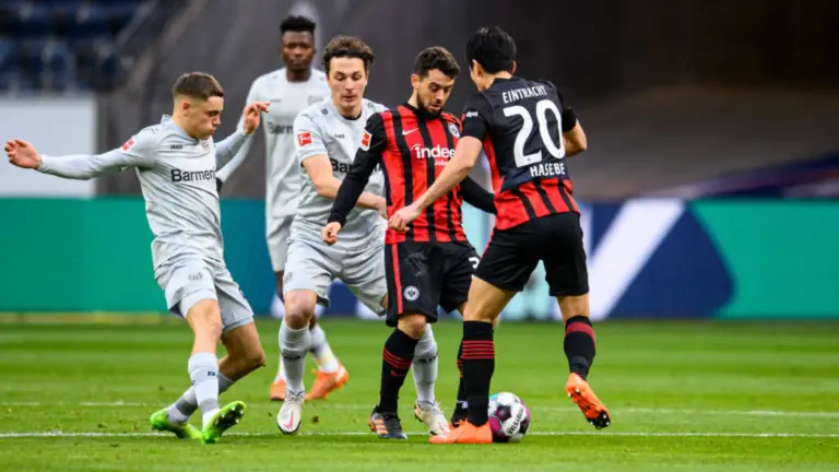 Bayer Leverkusen x Frankfurt: onde assistir ao jogo de hoje (12/01)