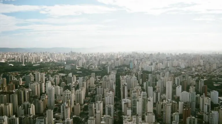 Banco do Brasil vende casas e apartamentos a partir de R$ 15 mil