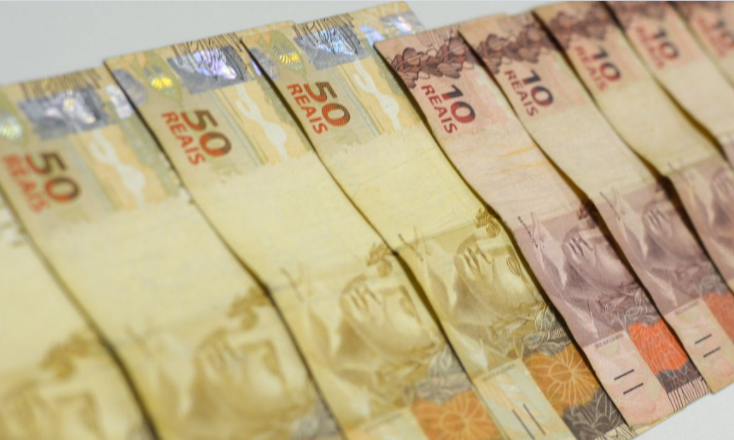 Salário mínimo 2021 Paraná