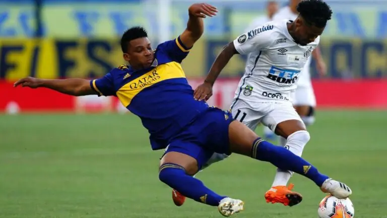 Boca Juniors e Santos empatam sem gols, e confronto fica aberto