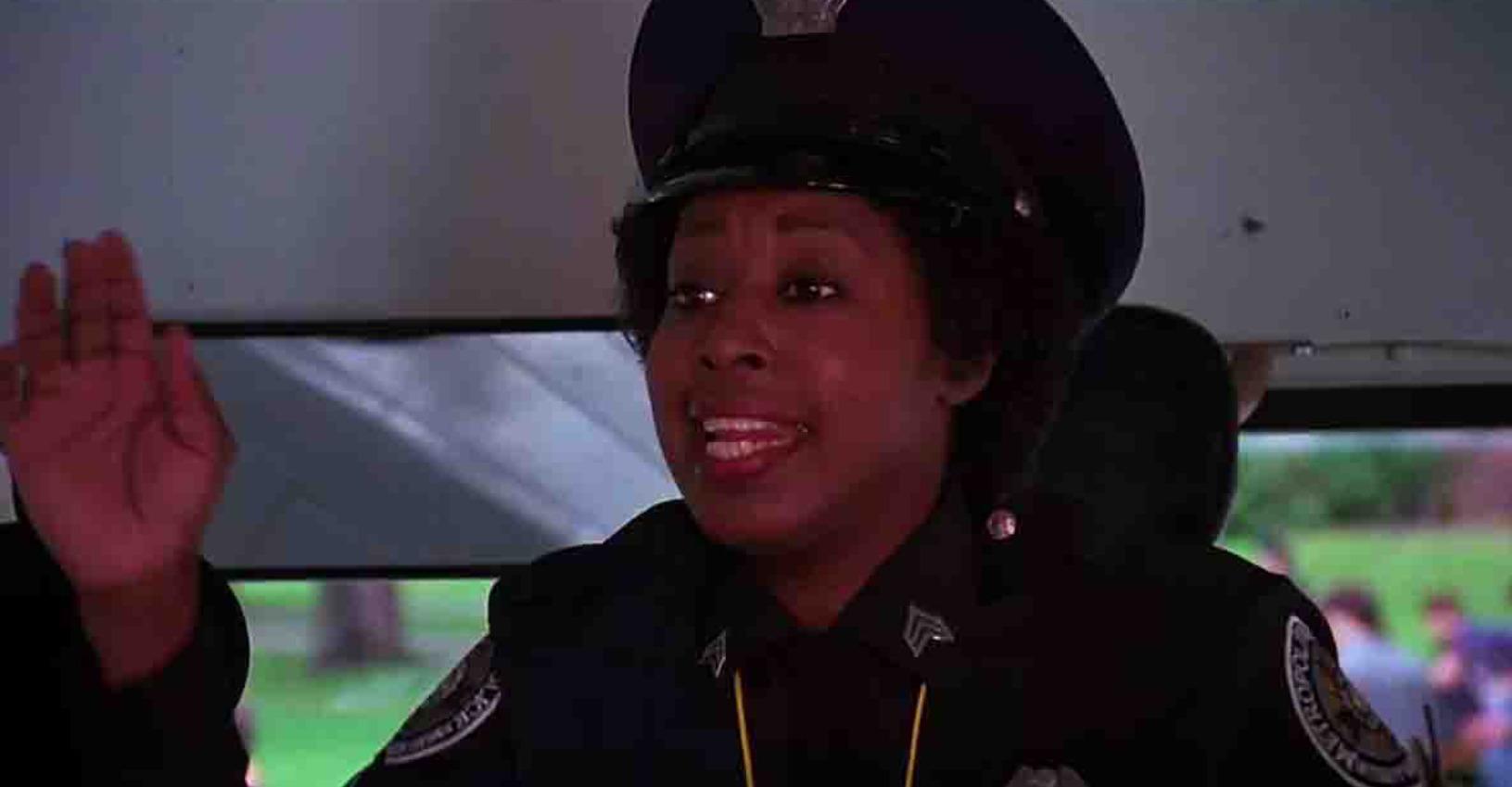 triz Marion Ramsey no filme Loucademia de Polícia