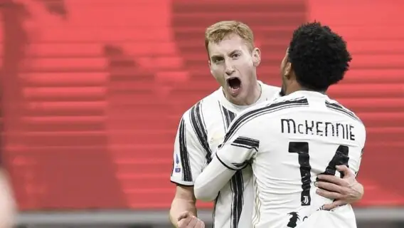 Juventus bate o Milan e põe fim a invencibilidade de equipe