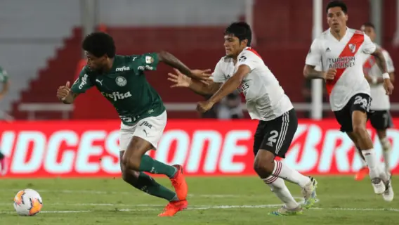 Jogos de hoje na TV: confira as partidas de futebol desta terça (12)