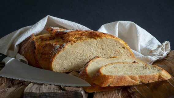 Pão caseiro: 5 receitas fáceis para você fazer