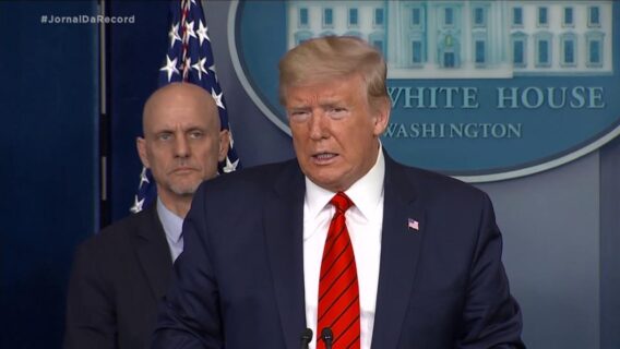 EUA fecham consulado chinês em Houston. China promete retaliação