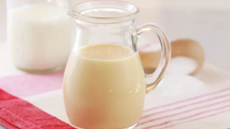 Aprenda a receita de leite condensado caseiro e economize