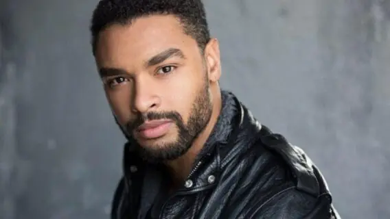 Quem é Regé-Jean Page: conheça o charmoso ator de Bridgerton