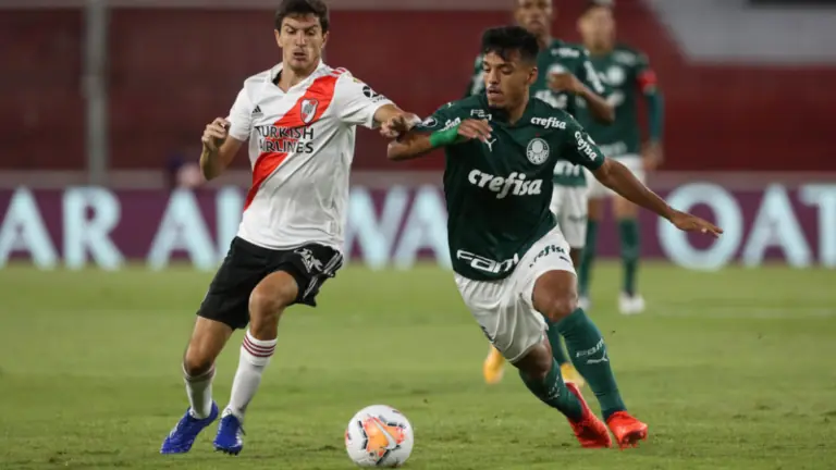Palmeiras perde por 2 a 0 para o River, mas garante vaga na final
