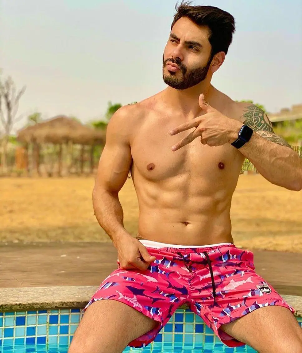 Na imagem Rodolffo do BBB 21