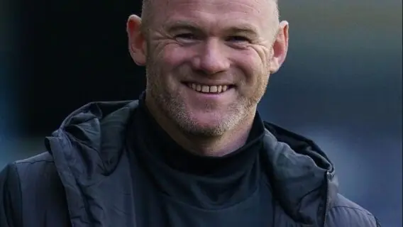 Wayne Rooney se aposenta dos gramados para treinar o Derby County