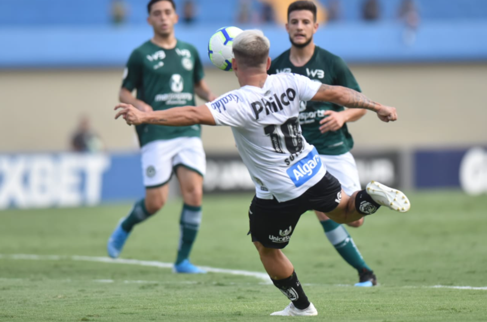 Santos x Goiás (24/1): onde assistir e escalações do confronto da Série A
