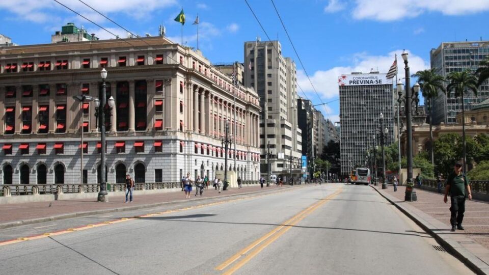 O que vai funcionar na fase emergencial em SP