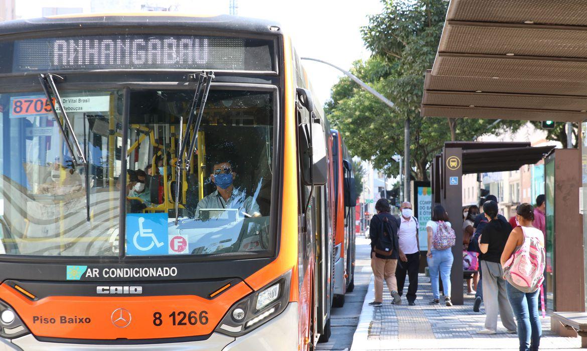 Ônibus em São Paulo.