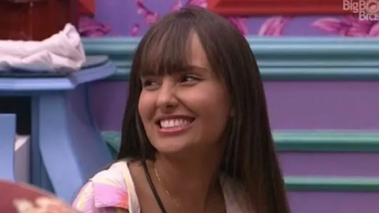 BBB21: beijo em Fiuk, meme e comparações; veja quem é Thaís