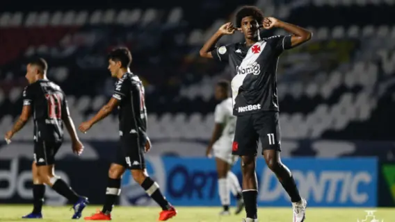 Vasco x Coritiba: onde assistir e escalações do jogo da Série A (16/1)