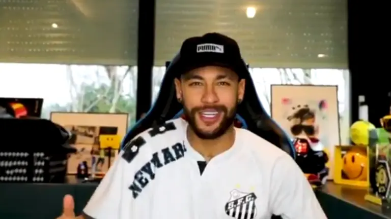 Neymar grava vídeo e reforça torcida pelo Santos na Libertadores