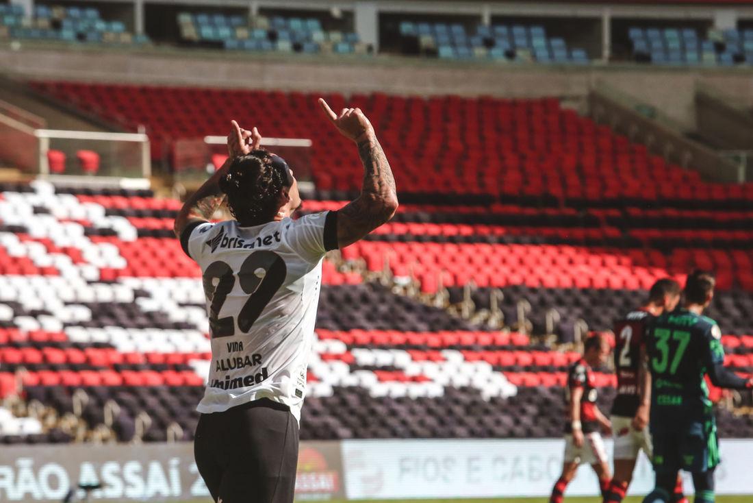 Ceará venceu Flamengo por 2 a 0, no Maracanã