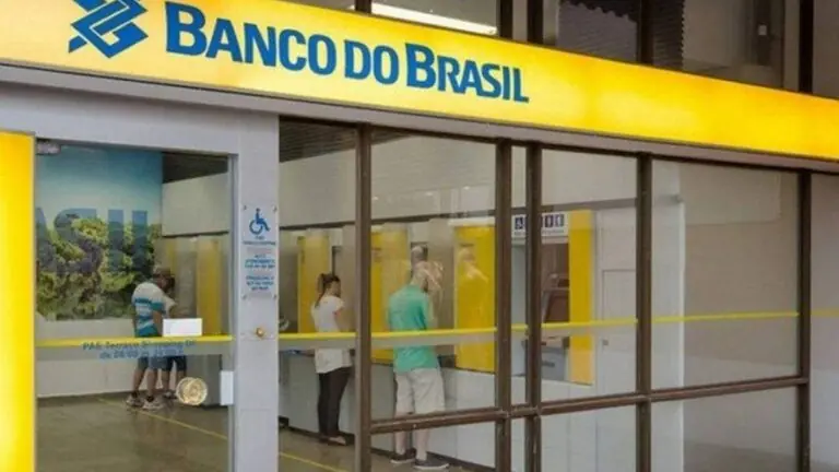 Banco do Brasil vai fechar 361 unidades e terá programa de demissões