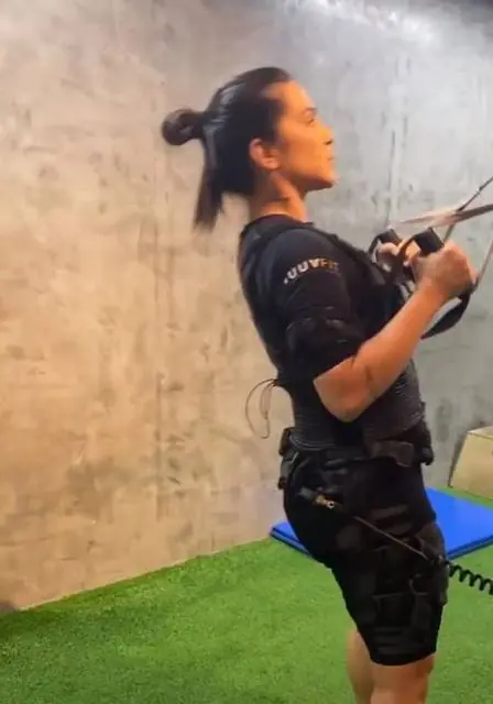 Imagem mostra treino da Cleo para perder peso