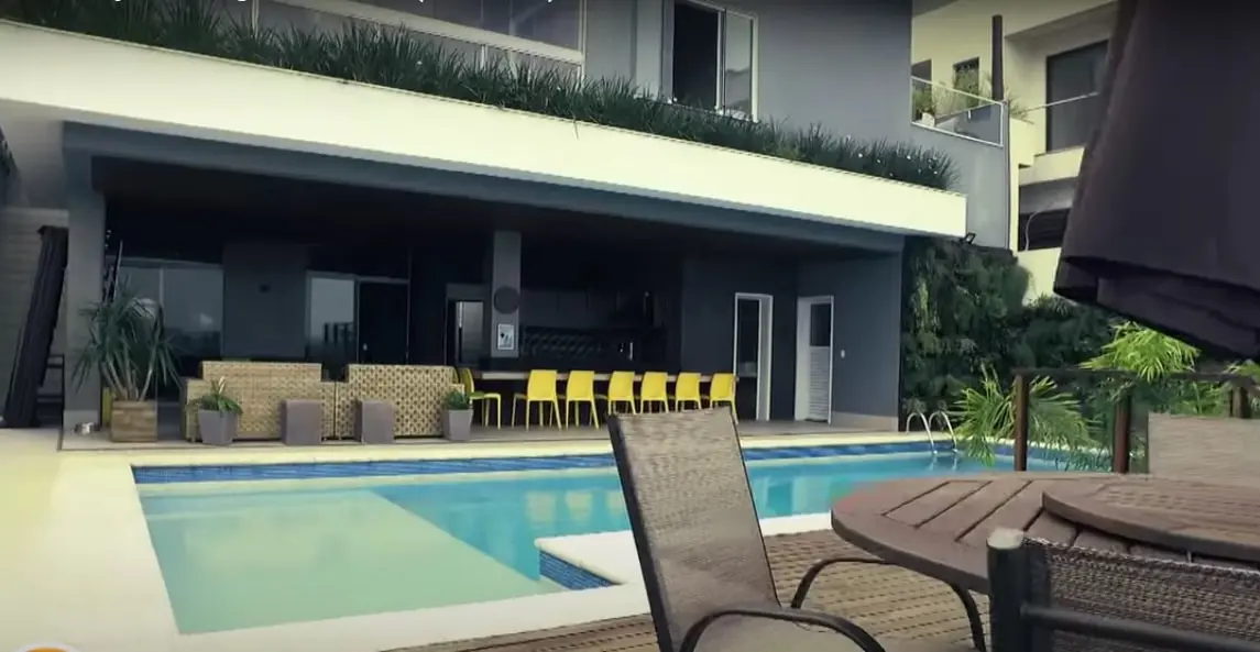 piscina da casa de projota