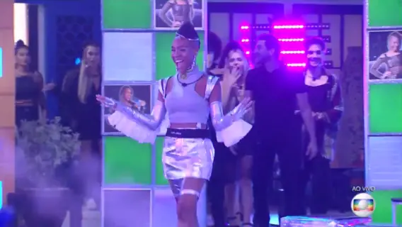 BBB21: veja os melhores momentos da festa da líder Karol Conká