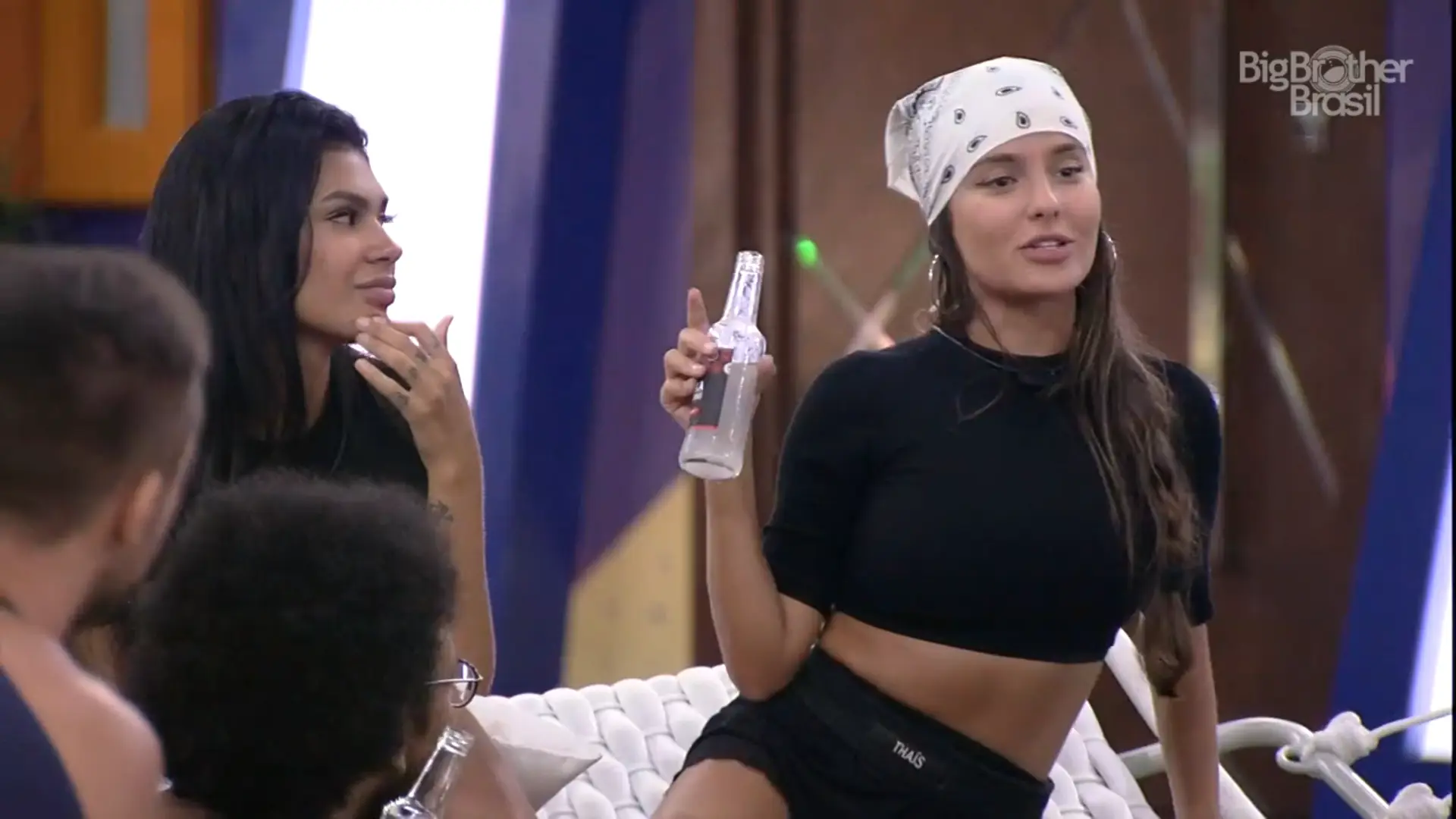 Thaís e Pocah no BBB21