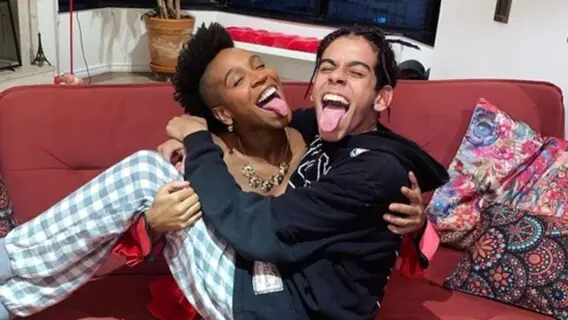 BBB21: filho de Karol Conka desabafa após polêmicas da mãe