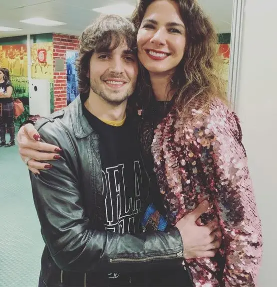Na imagem Fiuk e Lucina Gimenez