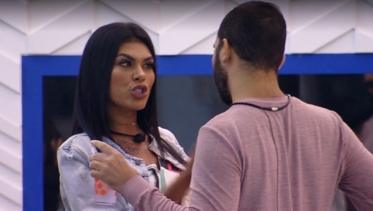 Imagem mostra Pocah briga com Gilberto e perde seguidores