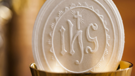 Aprenda a oração de comunhão espiritual