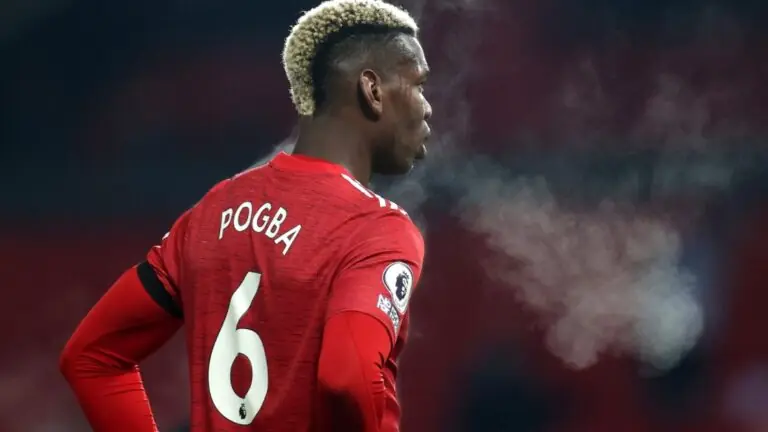 Manchester United x Everton: onde assistir e possíveis escalações (06/02)